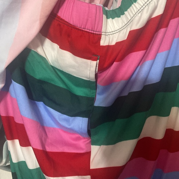 Joyspun ladies two piece long sleeve pajama set with pockets; size: various - Picture 4 of 5